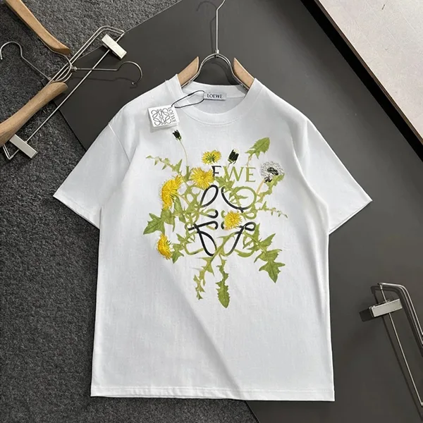 ロエベ タンポポ ダンデライオン アナグラム アクティブ Tシャツ loe2572