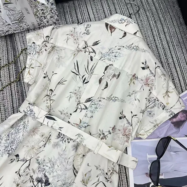 数量限定版！【花柄が華やか♪】ディオール パチモン ミディ丈シャツドレス 547D83A3A67