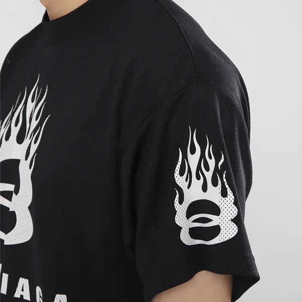 ★バレンシアガ★バーニング ユニティ オーバーサイズ Tシャツ 偽物 bl2572