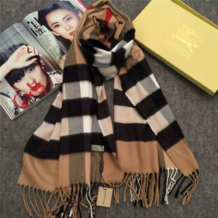 バーバリーマフラーコピー BURBERRY 2015最新入荷 3875867-015T ウールスカーフ